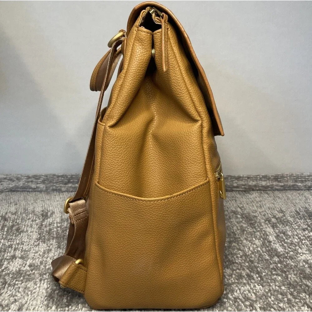 Freshly Picked Classic Diaper Bag II Backpack Regular Size Cognac Brown EUC